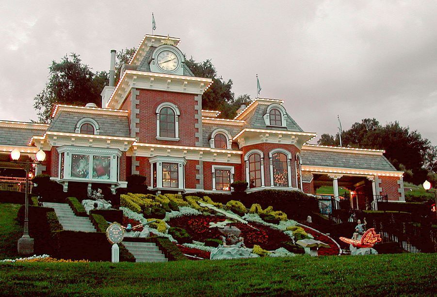 Neverland Le Ranch De Michael Jackson Remis En Vente A Prix Casse