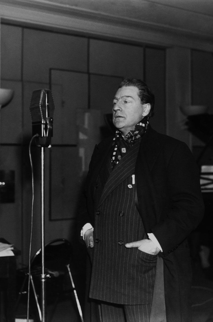 Sacha Guitry, histoire d'un rebelle