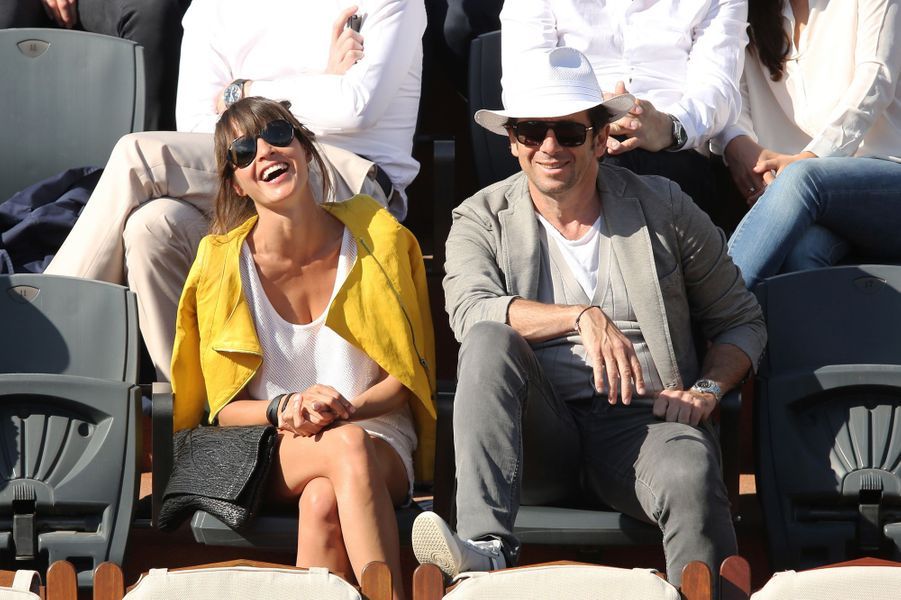 Alessandro Preziosi Et Sa Nouvelle Compagne Patrick Bruel, Audrey Lamy, Bradley Cooper - Le week-end des stars à
