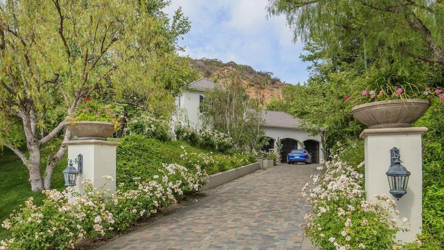 Pour 2 5 Millions De Dollars L Ancienne Maison De Kris Et Caitlyn Jenner En Vente