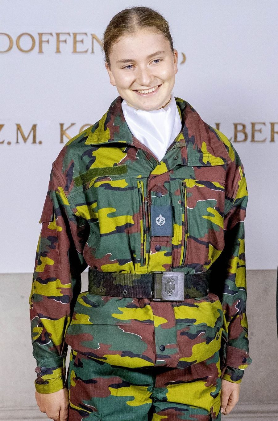 La princesse Elisabeth de Belgique, très entourée, pour ...