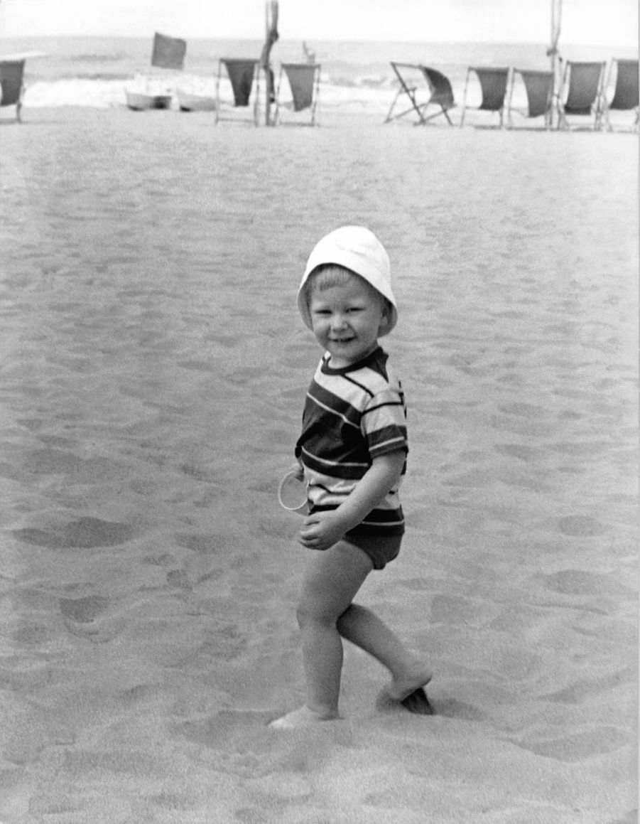 Le roi des Belges Philippe a 60 ans, retour sur sa jeunesse en 20 photos