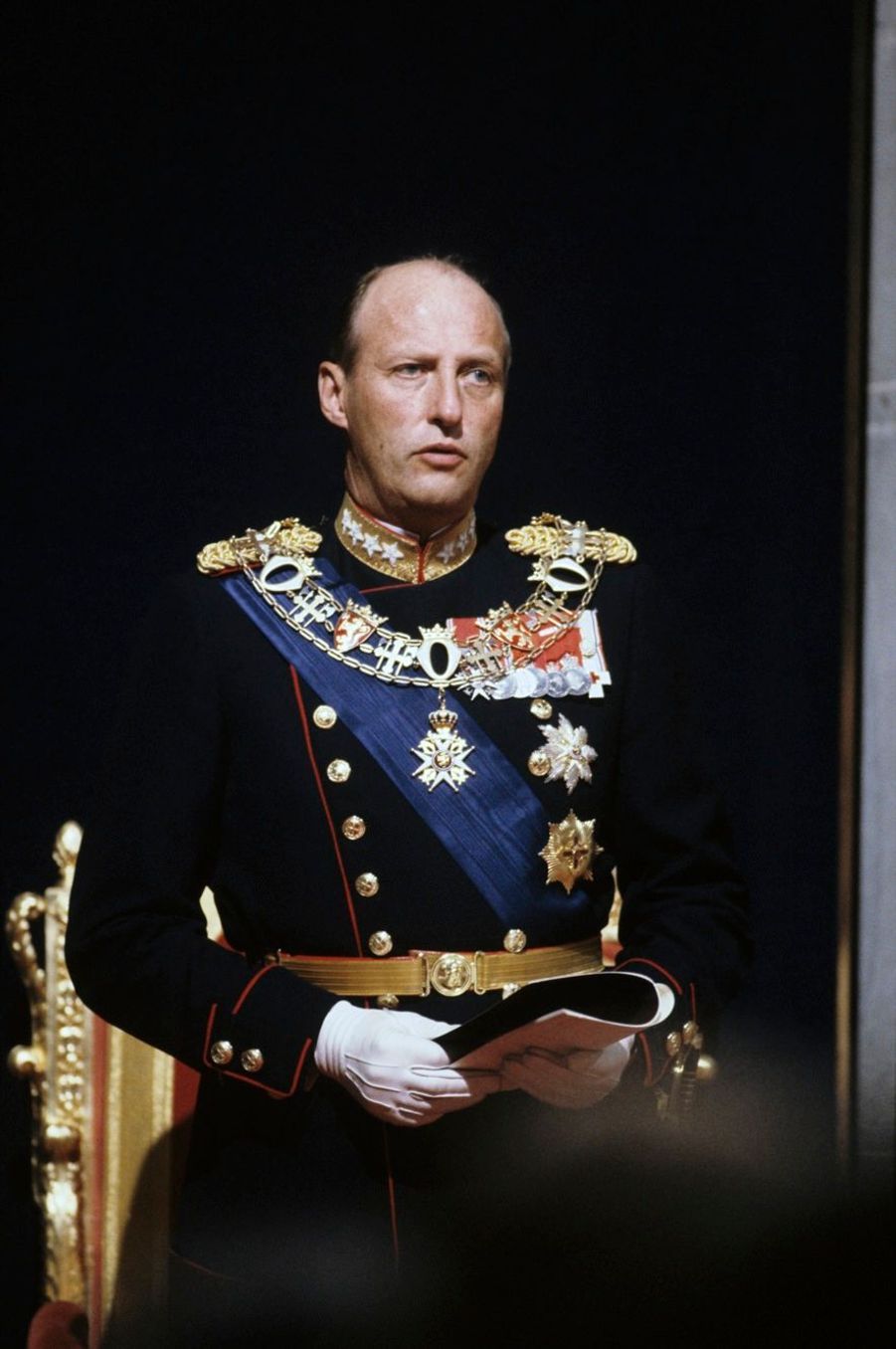 Le roi de Norvège fête ses 25 ans sur le trône Les trésors photos de Match le sacre du roi