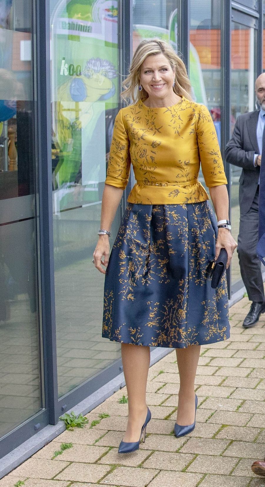 Maxima Des Pays Bas Instagram La reine Maxima des Pays-Bas, pâtissière très chic aux côtés des louveteaux