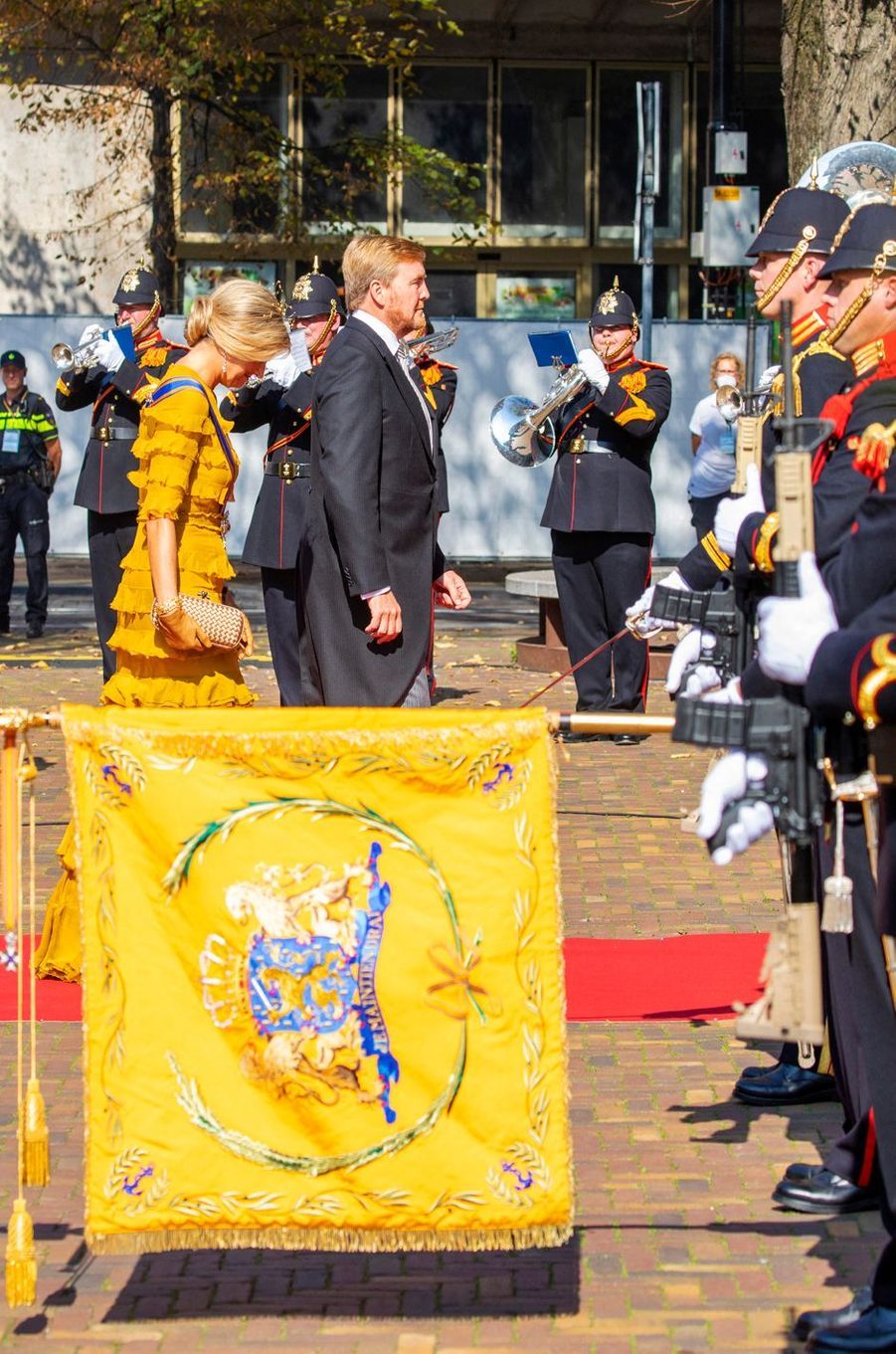 Prinsjesdag Pays Bas Maxima s’affiche dans une robe recyclée pour un Prinsjesdag hors du commun