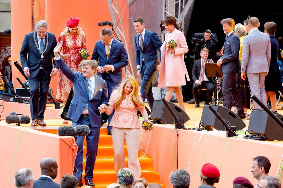 Amalia Des Pays Bas Et Gabriel De Belgique Maxima des Pays-Bas, radieuse à Groningen pour les 51 ans de son royal