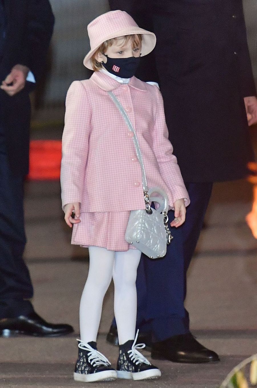 La princesse Gabriella de Monaco en Dior de la tête aux ...