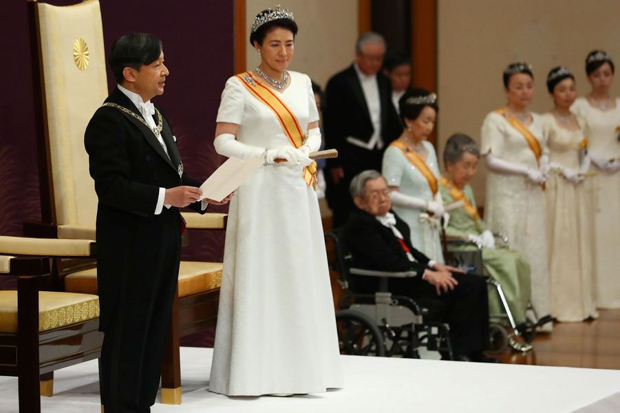 L'empereur Naruhito du Japon est monté sur le trône du Chrysanthème