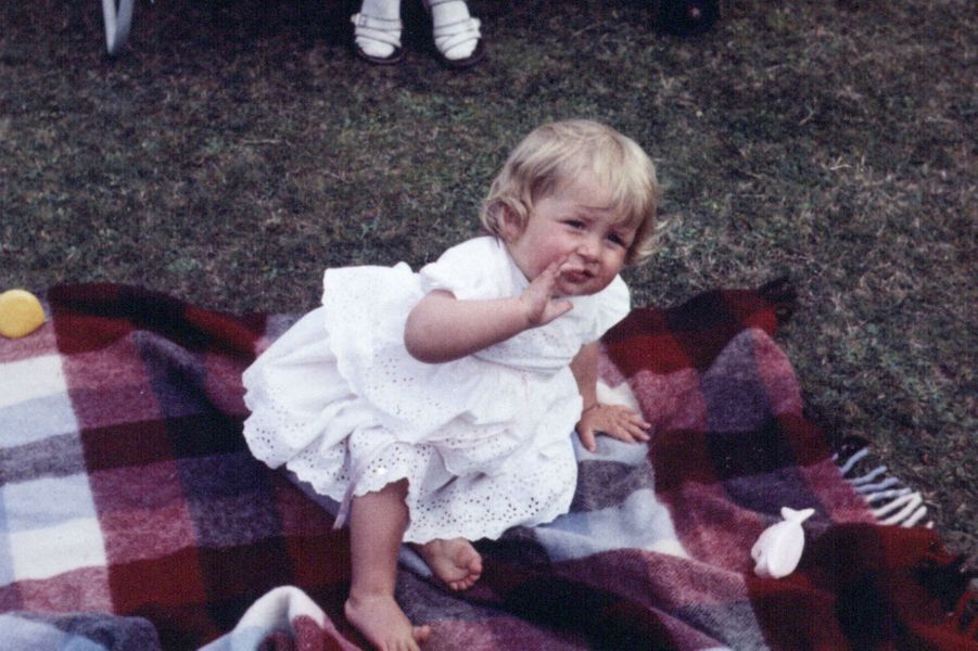 Résultat de recherche d'images pour "enfance de lady diana""