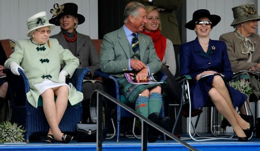 Combien De Frere Et Soeur A La Reine D'angleterre