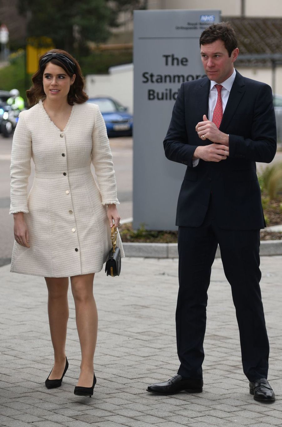 La princesse Eugenie d'York radieuse pour son premier ...
