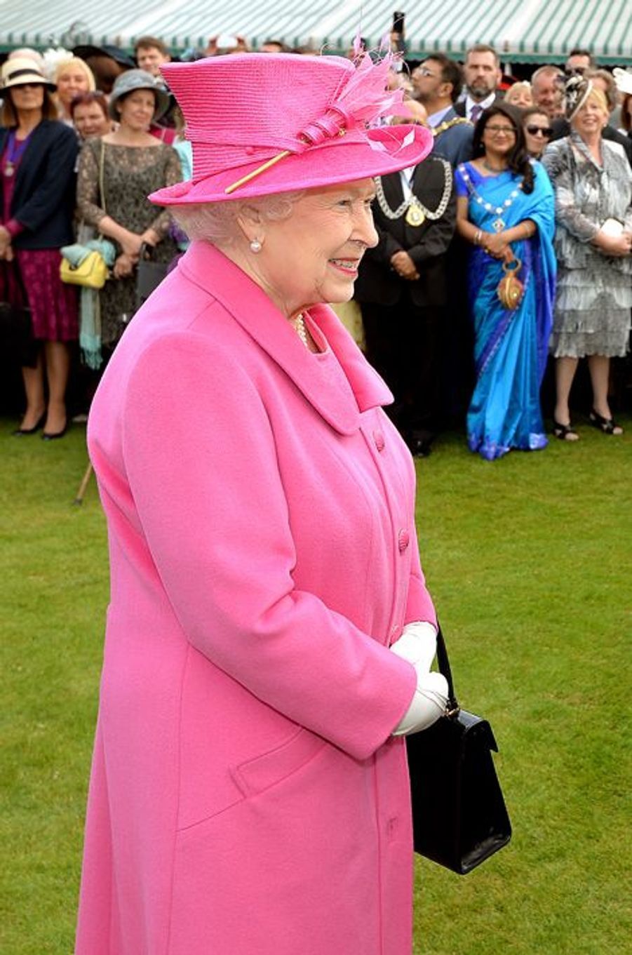 Royal style Elizabeth II, le règne record La reine arcenciel