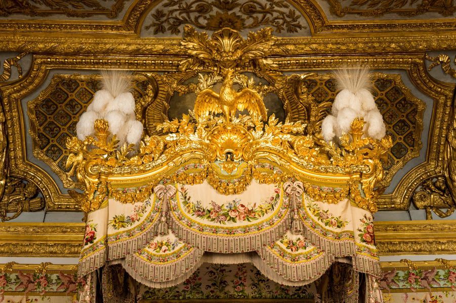 Restauré, le Grand Appartement de la Reine au château de Versailles