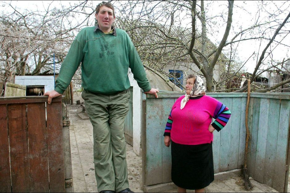 Il Mesurait 2m57 L Homme Le Plus Grand Du Monde Est Mort