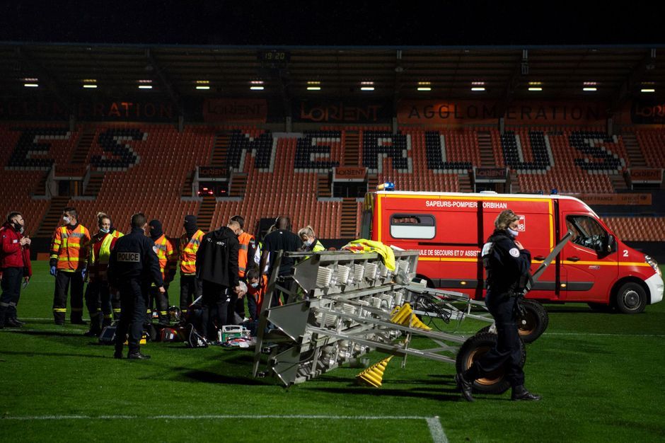 Après le match Lorient-Rennes, un jardinier tué par la chute d'un portique chauffant