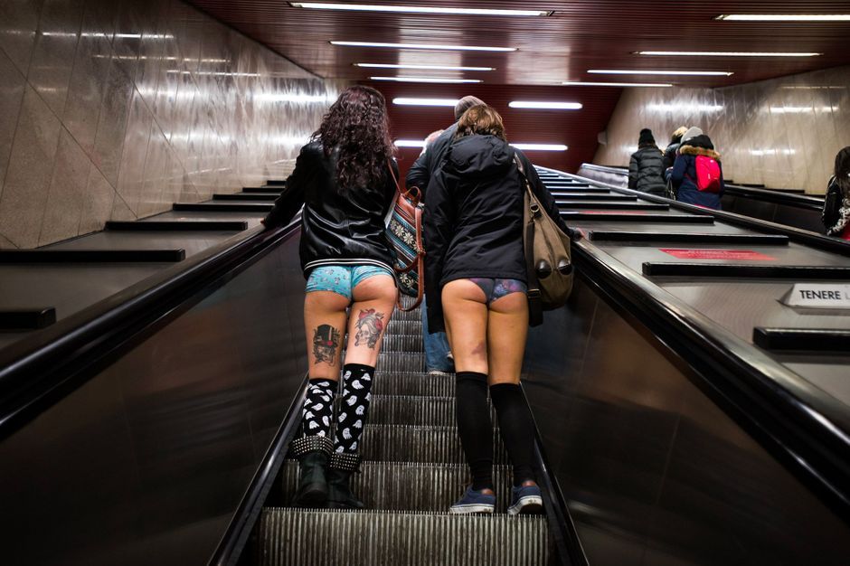 Handsome subway pantyhose gym