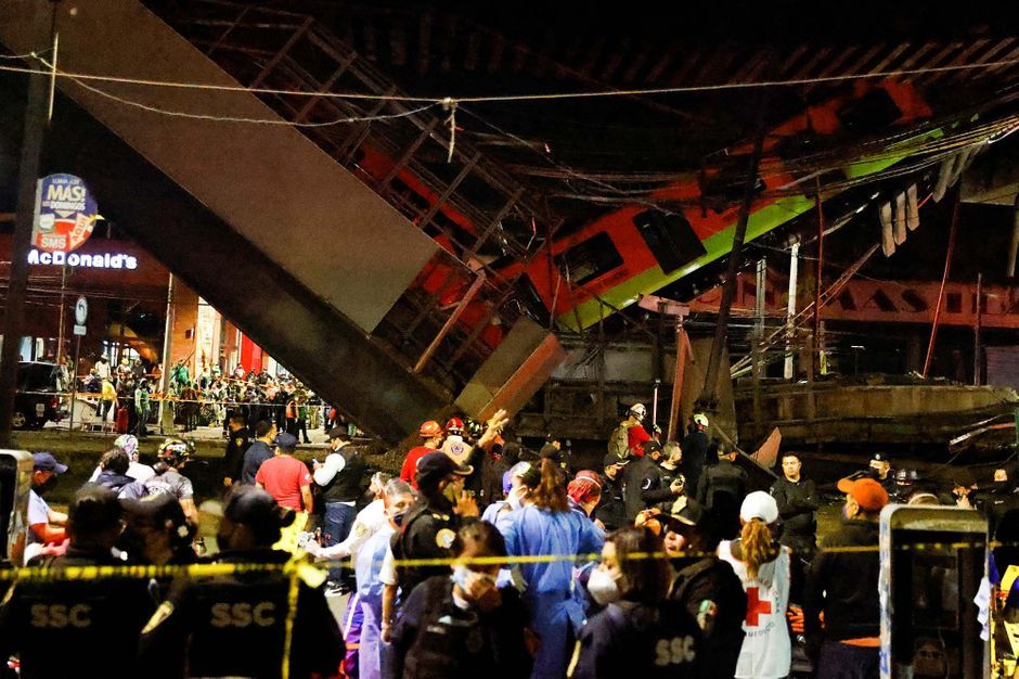 Photo of el colapso de un puente del metro mata a veinte