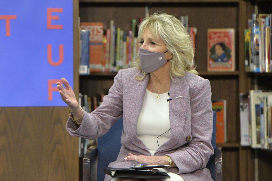 Jill Biden de retour à l’enseignement en personne