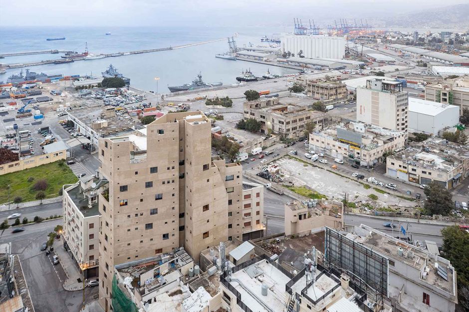 Stone-Garden-l-immeuble-vert-qui-a-resiste-a-l-explosion-de-Beyrouth