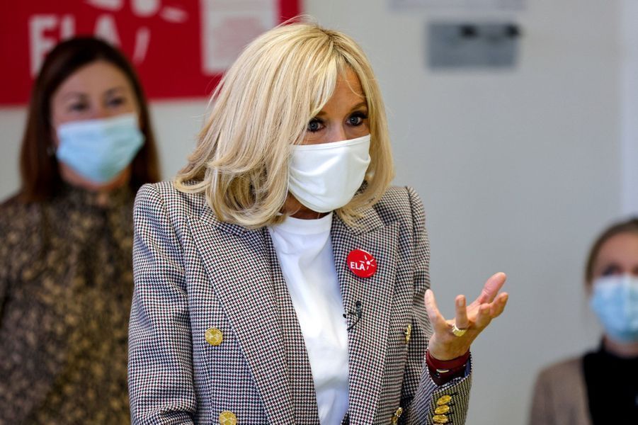 Covid-19 : Brigitte Macron testée négative