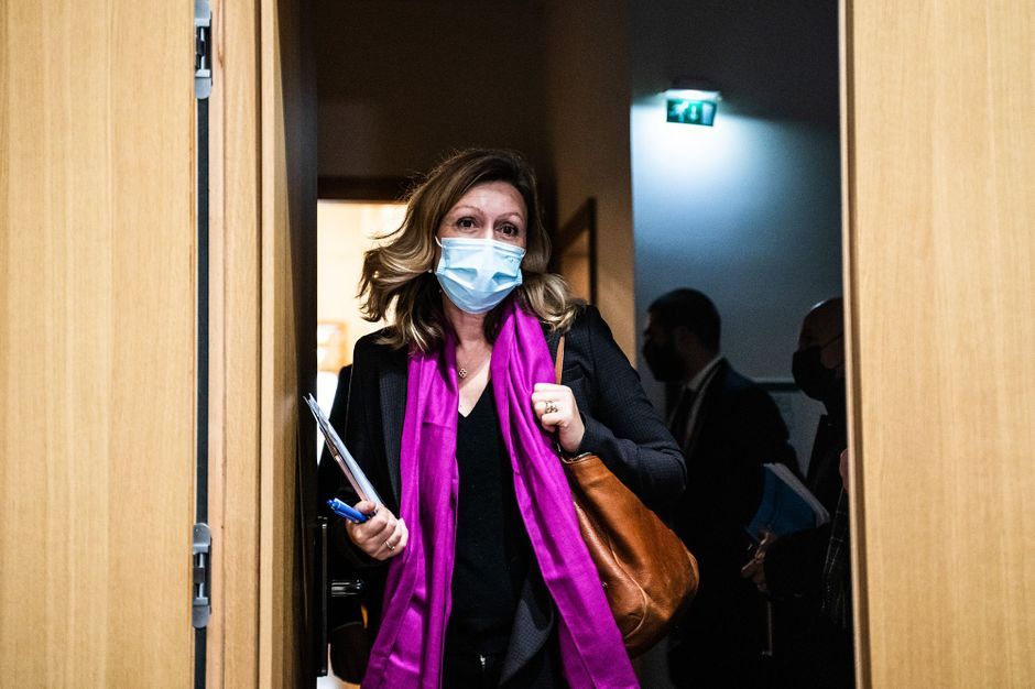 Die Impfstofffreigabe ermöglicht es, Haft und Ausgangssperren zu vermeiden, sagt Frau. Braun-Pivet Die Impfstofffreigabe ermöglicht es, Haft und Ausgangssperren zu vermeiden, sagt Frau. Braun-Pivet
