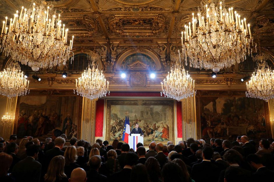 En off, la vraie conférence de presse de Macron