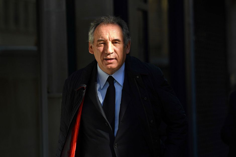 François Bayrou quitte le gouvernement