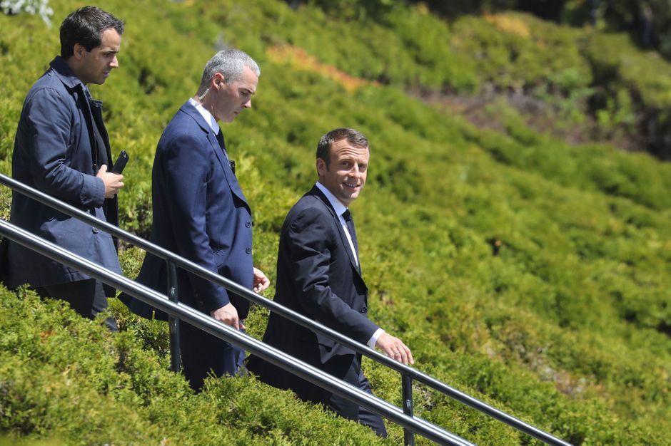 Macron en marche descendante