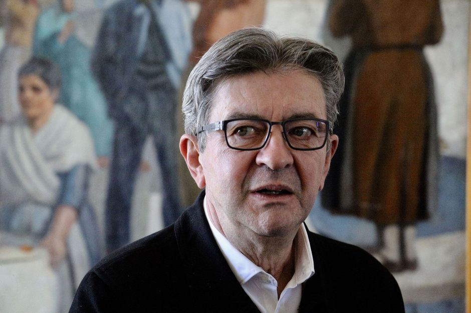 Présidentielle 2022 : Mélenchon propose sa candidature
