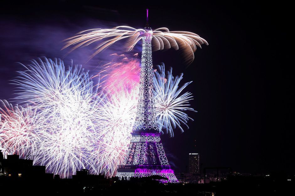 14Juillet revivez le sublime feu d’artifice de la Tour Eiffel