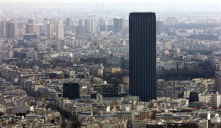 Quel Est La Hauteur De La Tour Montparnasse La tour Montparnasse s'illuminera en 2011