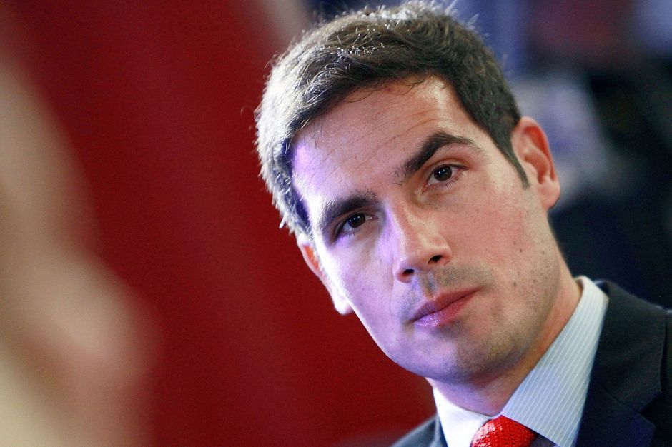 Combien De Mandat Pour Un President En France Le CSA révoque le président de Radio France Mathieu Gallet