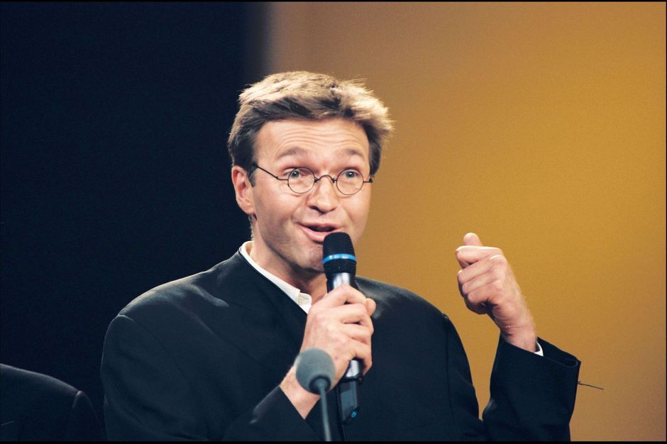 On A Tous En Nous Quelque Chose De Laurent Ruquier Laurent Ruquier célèbre ses 25 ans de carrière