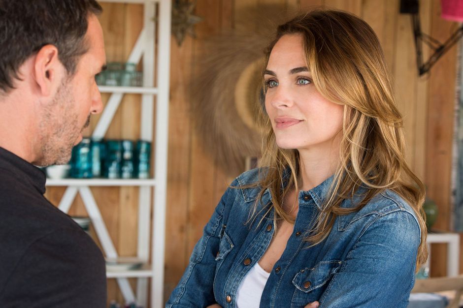 Films Et Séries Tv Avec Mélanie Maudran Mélanie Maudran, qui est l'héroïne d'Un si grand soleil
