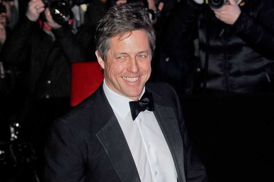 Il aurait un enfant caché - Hugh Grant. Neuf mois aussi