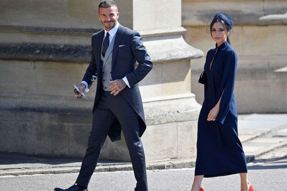Critiquee Pour Sa Tenue Au Mariage De Harry Et Meghan Victoria Beckham S Explique