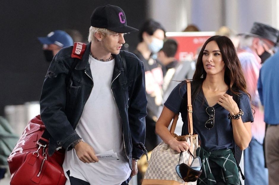 Megan Fox and Machine Gun Kelly, coiled up and accomplices on a selfie - Archyde