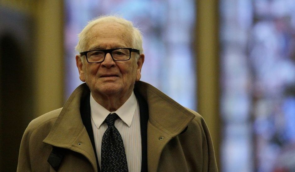 Pierre Cardin hospitalisé après un léger malaise