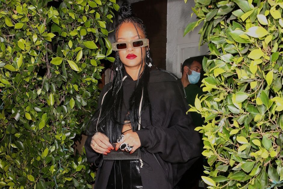 Rihanna, lookée at the restaurant