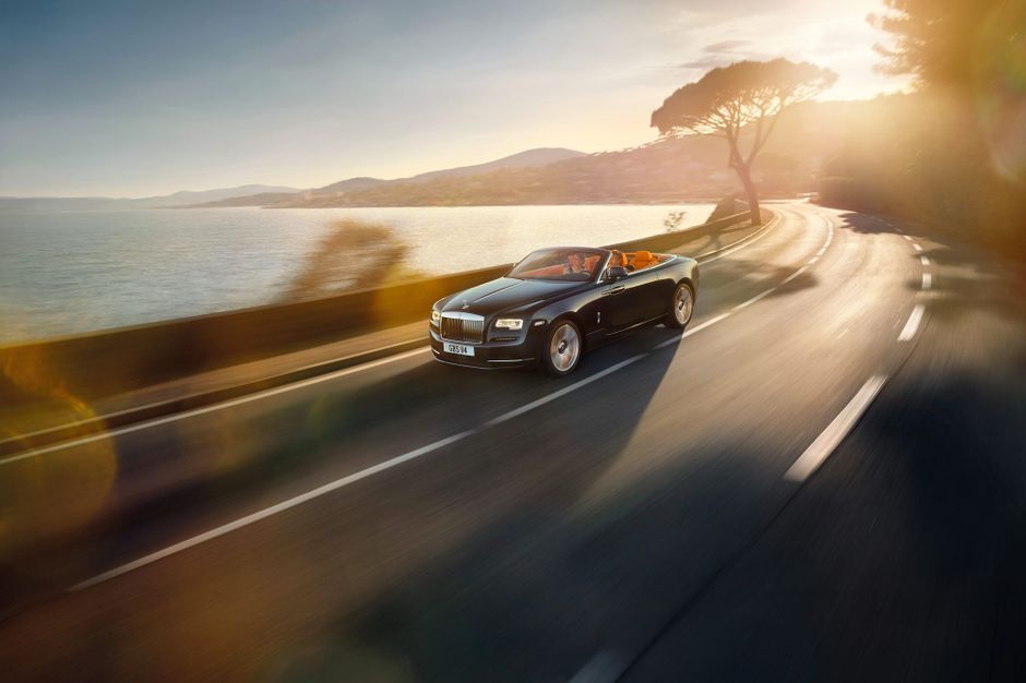 Un Cabriolet Grand Luxe Voici La Nouvelle Rolls Royce Dawn