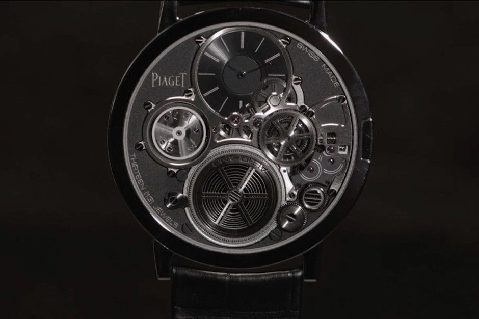 Piaget met en scène la montre la plus plate du monde