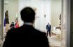 Le président français et son homologue russe, à l’orée d’une rencontre qui va durer six heures. Le 7 février, dans le salon dit des Représentations.