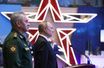 Le président russe Vladimir Poutine et ministre de la Défense, Sergueï Choïgou, lors d'une présentation de l'armée, à Moscou, ce mardi 21 décembre 2021.