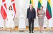 La princesse Mary de Danemark avec le président lituanien Gitanas Nauseda et sa femme Diana à Vilnius, le 30 septembre 2021