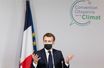 Emmanuel Macron rencontre les membres de la Convention citoyenne pour le climat au Conseil économique social et environnemental, mi-décembre.