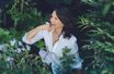 Son amour pour la nature, Juliette Binoche le cultive d'abord dans son jardin.
