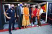 La reine Maxima, le roi Willem-Alexander des Pays-Bas et les princesses Catharina-Amalia et Ariane avec Christian Horner et Max Verstappen sur le circuit de Zandvoort, le 5 septembre 2021