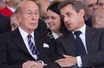 Valéry Giscard d’Estaing et Nicolas Sarkozy, à Ouistreham en 2014 pour l'anniversaire du Débarquement.