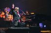 Elton John en concert à Paris.