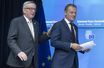 Donald Tusk et Jean-Claude Juncker lors du sommet européen de Bruxelles, lundi soir.